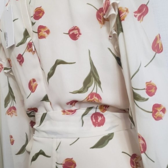 Reformation Quest Tulip Dress - NWT - Picture 12 of 13